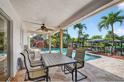 1037 SW 27th Avenue, Boynton Beach, FL 33426 - Photo 35