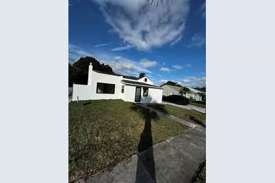 795 Highland Drive, West Palm Beach, FL 33405 - Photo 3