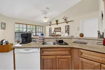 4790 Brighton Lakes Boulevard, Boynton Beach, FL 33436 - Photo 13