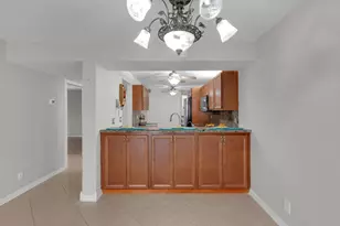 6610 Coral Lake Dr, Margate, FL 33063 - Photo 17