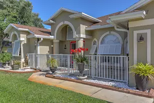 2025 SE Allamanda Dr, Port Saint Lucie, FL 34952 - Photo 33