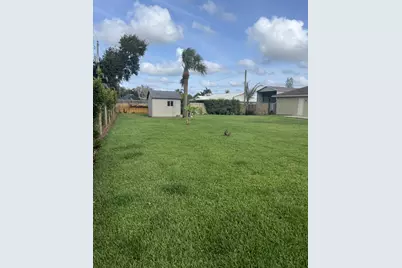2025 SE Allamanda Drive, Port Saint Lucie, FL 34952 - Photo 35