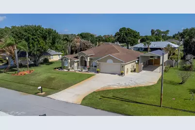 2025 SE Allamanda Drive, Port Saint Lucie, FL 34952 - Photo 11