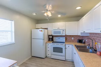 2615 NE 1st Court #411, Boynton Beach, FL 33435 - Photo 7