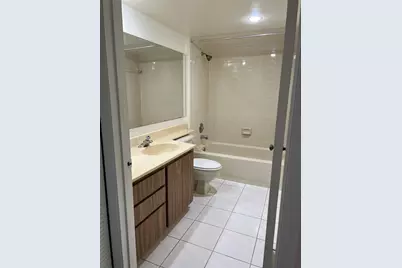 1526 Whitehall Drive #402, Davie, FL 33324 - Photo 15