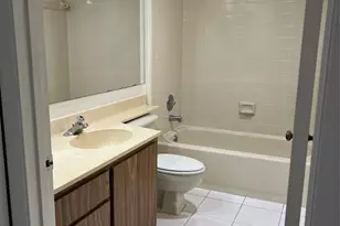 1526 Whitehall Dr, Davie, FL 33324 - Photo 15