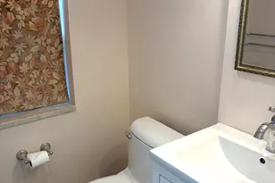 8881 NW 11th St, Pembroke Pines, FL 33024 - Photo 7