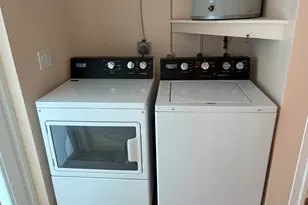 8881 NW 11th St, Pembroke Pines, FL 33024 - Photo 23