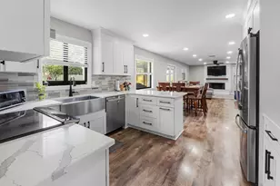 14364 Larkspur Ln, Wellington, FL 33414 - Photo 9