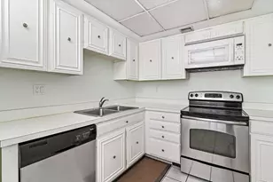 2500 Presidential Way, West Palm Beach, FL 33401 - Photo 9