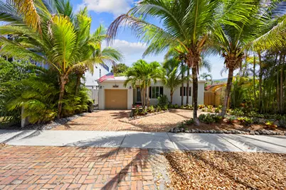 634 NE 17th Way, Fort Lauderdale, FL 33304 - Photo 1