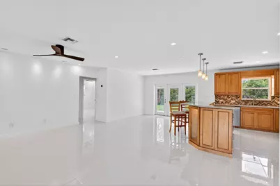648 NW 30th Court, Wilton Manors, FL 33311 - Photo 15