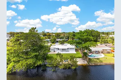 648 NW 30th Court, Wilton Manors, FL 33311 - Photo 3