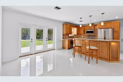 648 NW 30th Court, Wilton Manors, FL 33311 - Photo 17