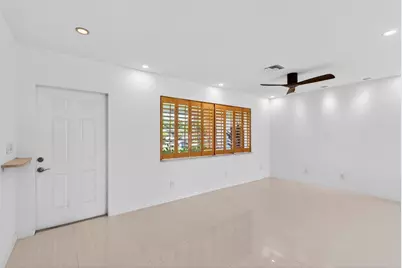 648 NW 30th Court, Wilton Manors, FL 33311 - Photo 13