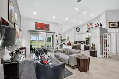 4634 Carlton Golf Drive, Lake Worth, FL 33449 - Photo 11