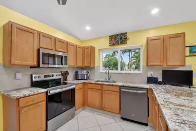 9501 Majestic Way, Boynton Beach, FL 33437 - Photo 15