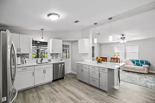 2948 Fiddlewood Cir, Port Saint Lucie, FL 34952 - Photo 9