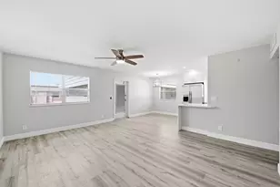 284 Flanders F, Delray Beach, FL 33484 - Photo 5