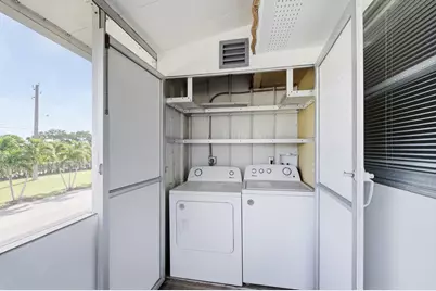 284 Flanders F, Delray Beach, FL 33484 - Photo 19