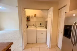 14363 SW 11th St, Pembroke Pines, FL 33027 - Photo 7