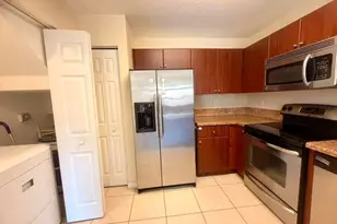 14363 SW 11th St, Pembroke Pines, FL 33027 - Photo 5