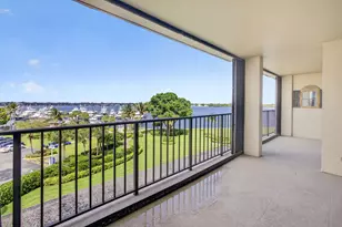 136 Lakeshore Dr, North Palm Beach, FL 33408 - Photo 1
