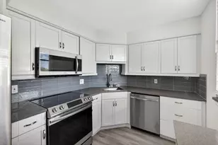 136 Lakeshore Dr, North Palm Beach, FL 33408 - Photo 5