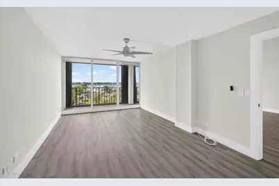 136 Lakeshore Drive #511, North Palm Beach, FL 33408 - Photo 9