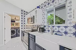 510 NE 38th St, Deerfield Beach, FL 33064 - Photo 17