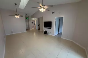 3841 Island Club Cir E, Lake Worth, FL 33462 - Photo 7