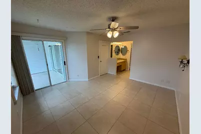 3841 Island Club Circle E, Lake Worth, FL 33462 - Photo 13