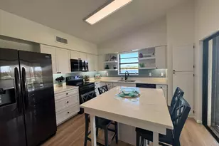 3206 S Lakeview Cir, Hutchinson Island, FL 34949 - Photo 19