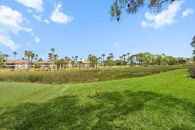 301 S Ryder Cup Cir #301, Palm Beach Gardens, FL 33418 - Photo 3