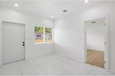 340 SW 11th Avenue #2a, Hallandale Beach, FL 33009 - Photo 5