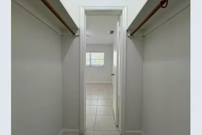 6575 NE 7th Avenue, Boca Raton, FL 33487 - Photo 25