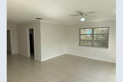 6575 NE 7th Avenue, Boca Raton, FL 33487 - Photo 7