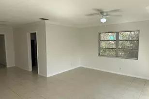 6575 NE 7th Ave, Boca Raton, FL 33487 - Photo 7