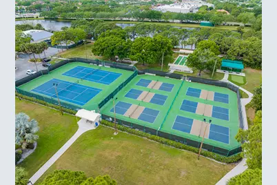 914 NW Sarria Court, Port Saint Lucie, FL 34986 - Photo 19