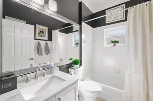 914 NW Sarria Ct, Port Saint Lucie, FL 34986 - Photo 9