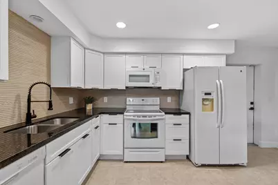 1391 SW 33rd Terrace, Fort Lauderdale, FL 33312 - Photo 7