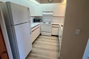 300 SW 130th Terrace, Pembroke Pines, FL 33027 - Photo 3