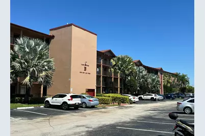 300 SW 130th Terrace #314b, Pembroke Pines, FL 33027 - Photo 1