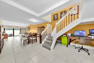 8715 Cleary Blvd, Plantation, FL 33324 - Photo 9