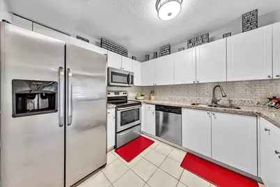 8715 Cleary Boulevard, Plantation, FL 33324 - Photo 3