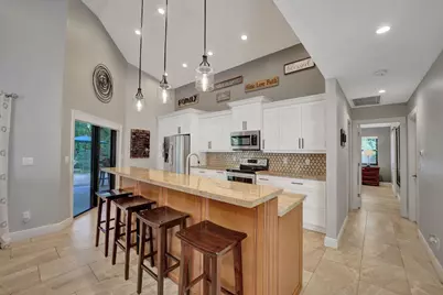 9931 SW 23rd Street, Davie, FL 33324 - Photo 13
