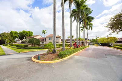 3625 Inverrary Boulevard W, Lauderhill, FL 33319 - Photo 5