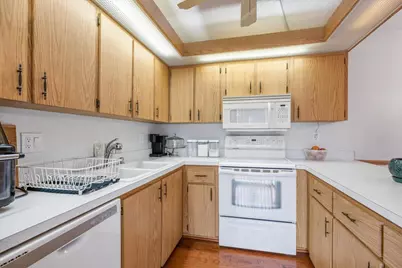 1170 6th Avenue #11, Vero Beach, FL 32960 - Photo 9