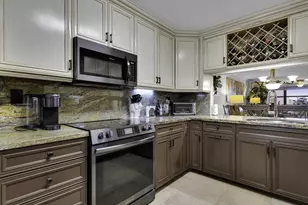 2705 NW 104th Ave, Sunrise, FL 33322 - Photo 9