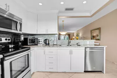3202 Portofino Point #E4, Coconut Creek, FL 33066 - Photo 3